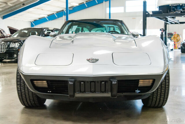 1978 Silver Chevrolet Corvette Coupe