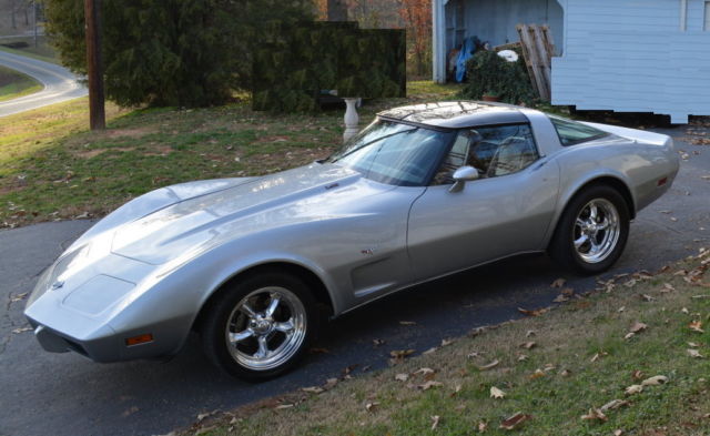 1978 Silver Chevrolet Corvette 2 Door Coupe