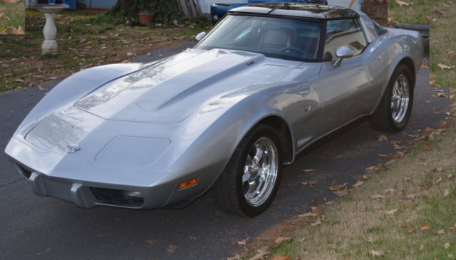 1978 Silver Chevrolet Corvette 2 Door Coupe