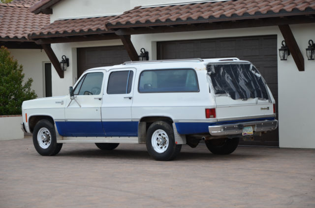 1978 White Chevrolet Suburban