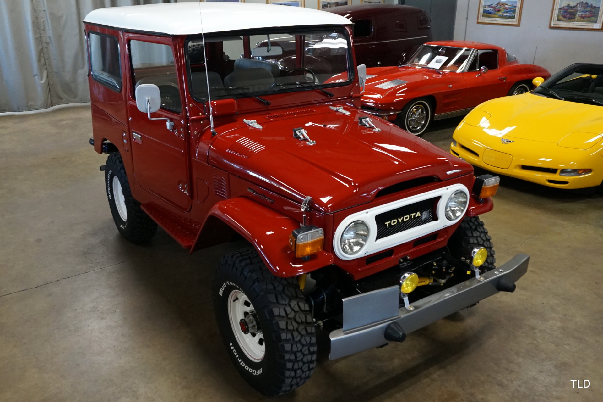 1978 Red Toyota FJ-40 SUV