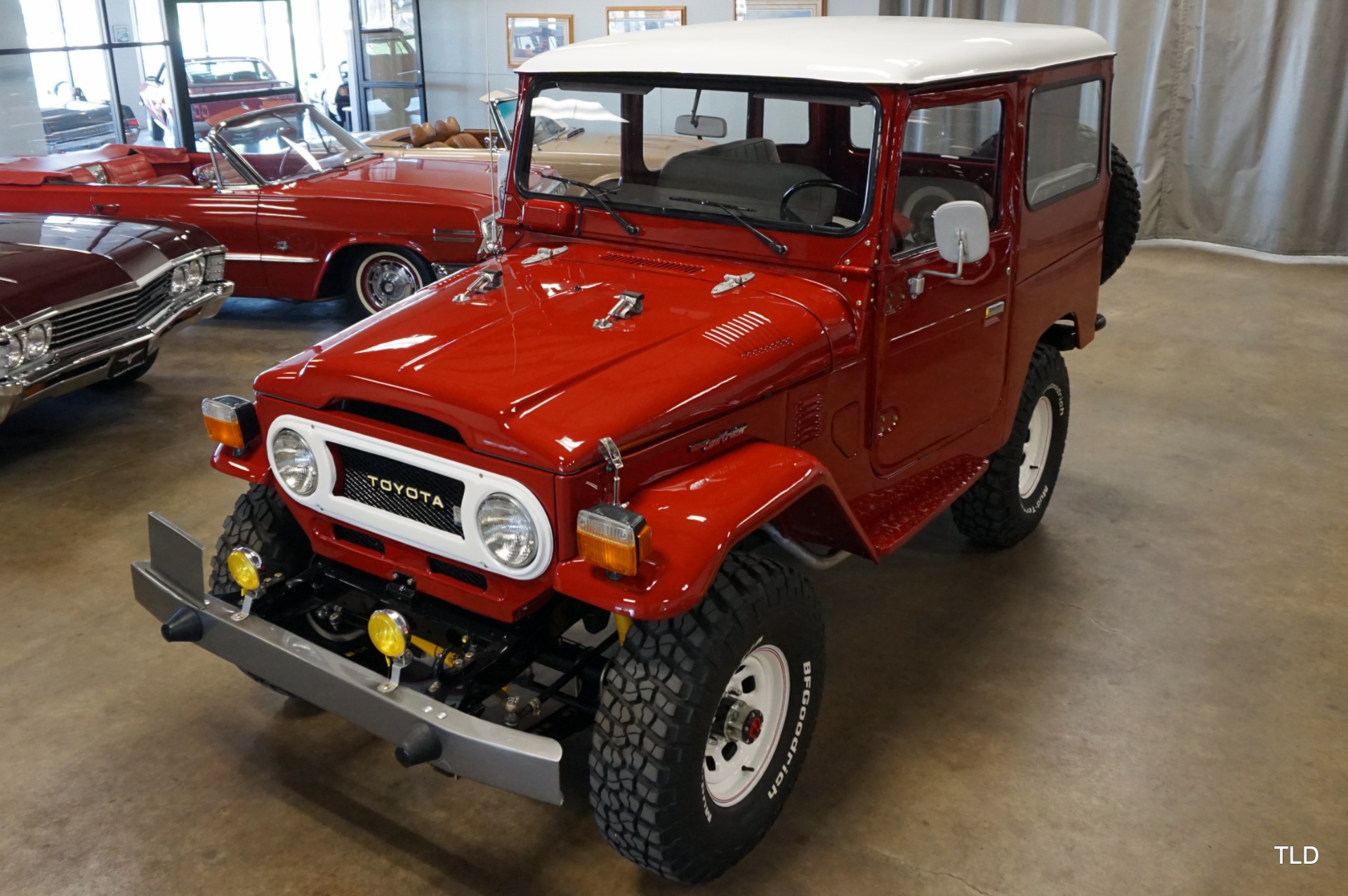 1978 Red Toyota FJ-40 SUV
