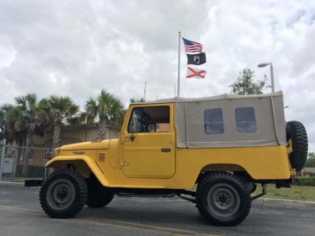 1978 Yellow Toyota FJ Cruiser Convertible