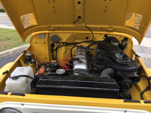 1978 Yellow Toyota FJ Cruiser Convertible
