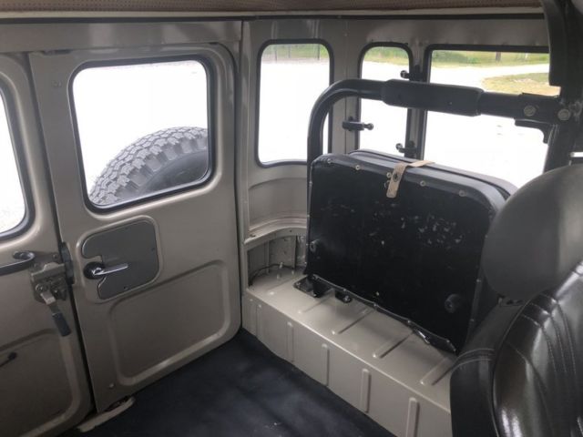 1978 Tan Toyota FJ Cruiser --