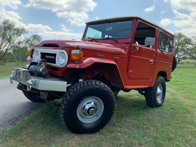 1978 Red Toyota FJ Cruiser --