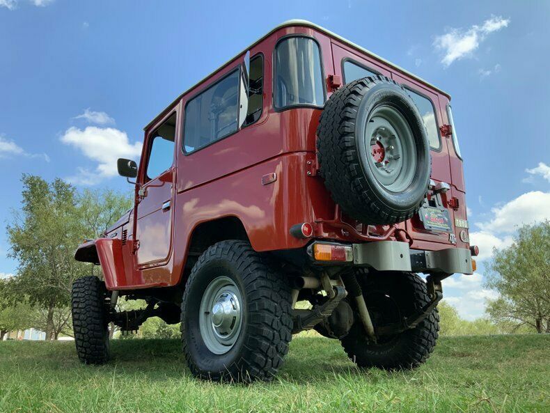 1978 Red Toyota FJ Cruiser --
