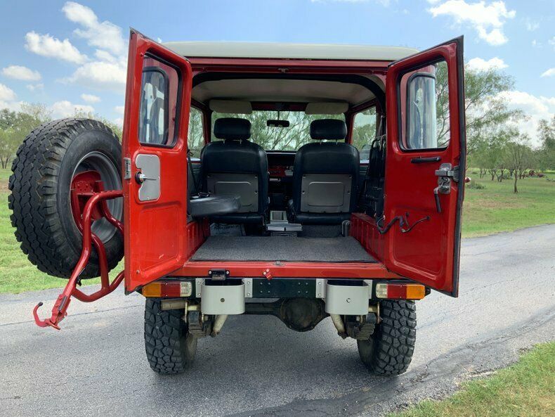 1978 Red Toyota FJ Cruiser --