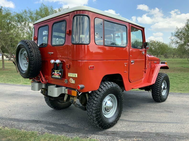 1978 Red Toyota FJ Cruiser --
