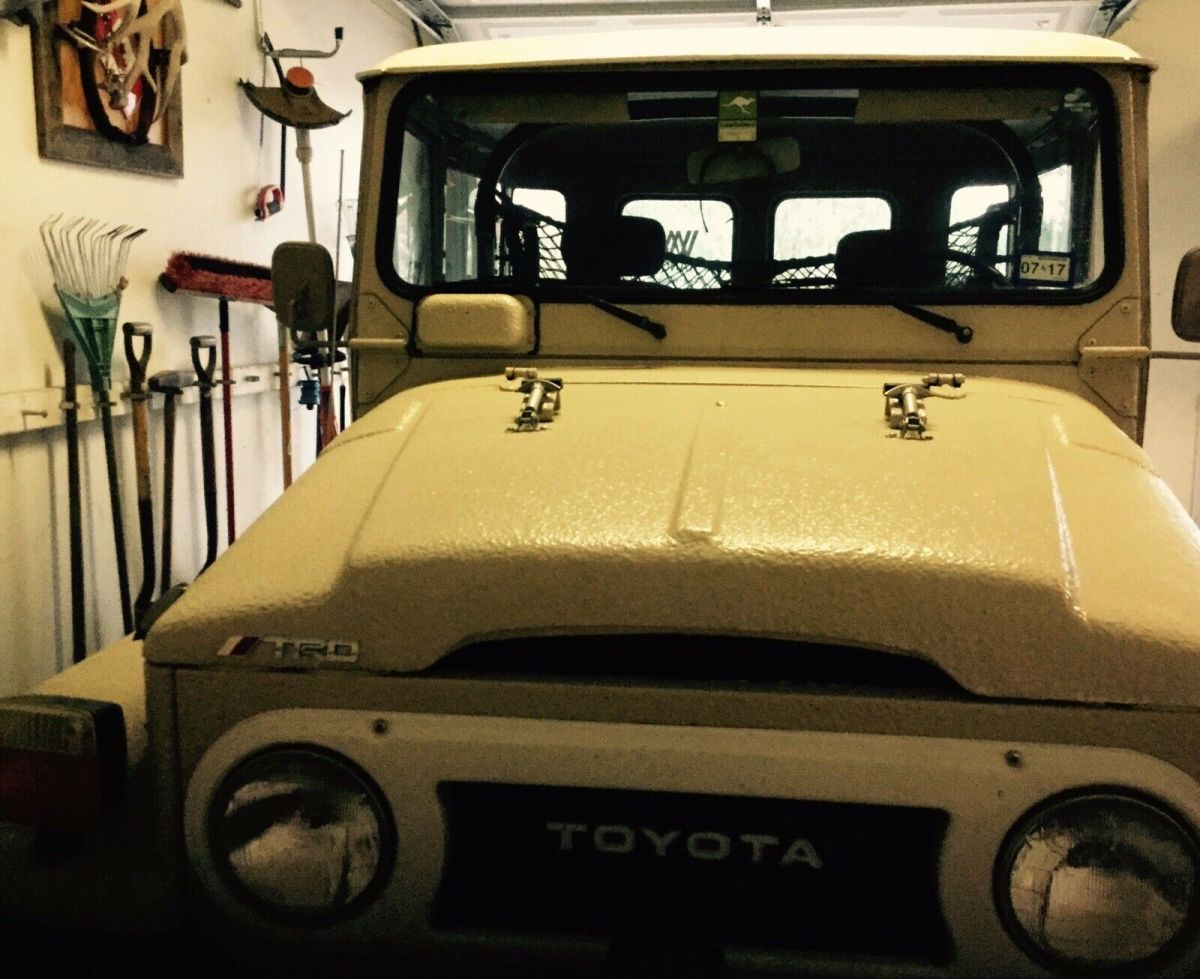 1978 Brown Toyota fj40