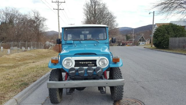 1978 Blue Toyota Land Cruiser Jeep