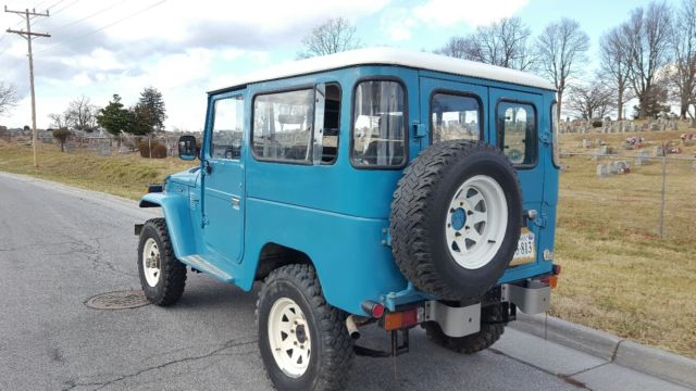 1978 Blue Toyota Land Cruiser Jeep