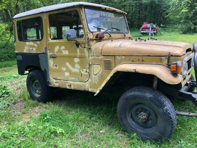 1978 Green Toyota Land Cruiser SUV