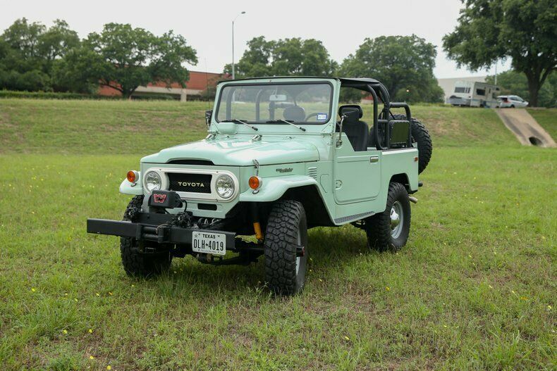 1978 Teal Toyota Land Cruiser