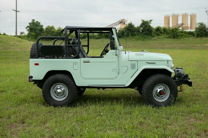1978 Teal Toyota Land Cruiser
