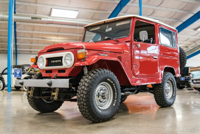 1978 Red Toyota FJ40 SUV