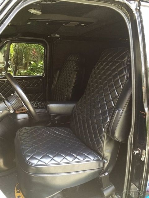 1978 White Chevrolet G20 Van Minivan/Van