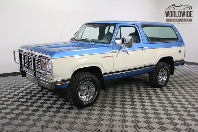 1978 White Dodge Charger