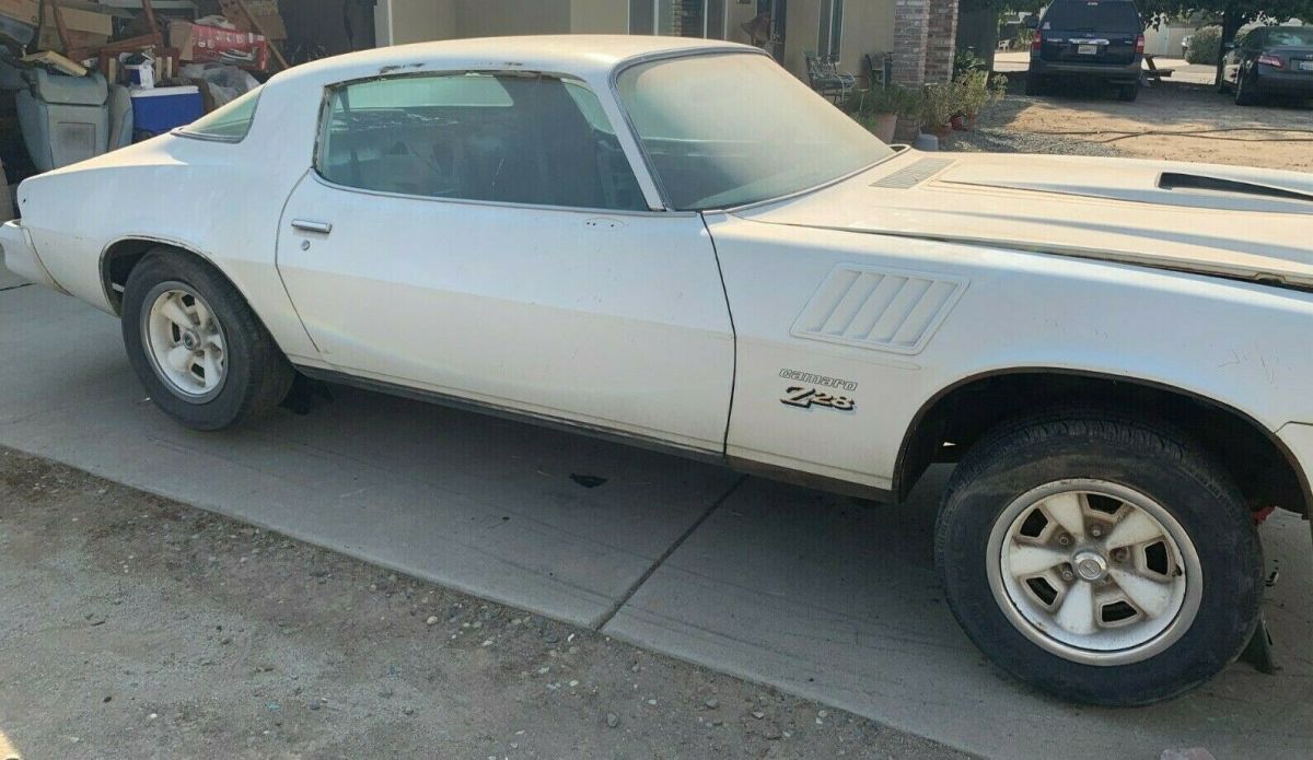 1978 White Chevrolet Camaro Coupe