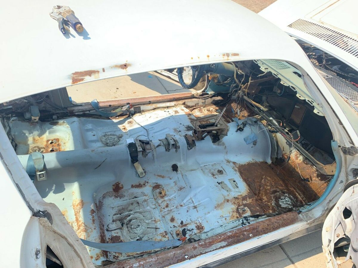 1978 White Chevrolet Camaro Coupe