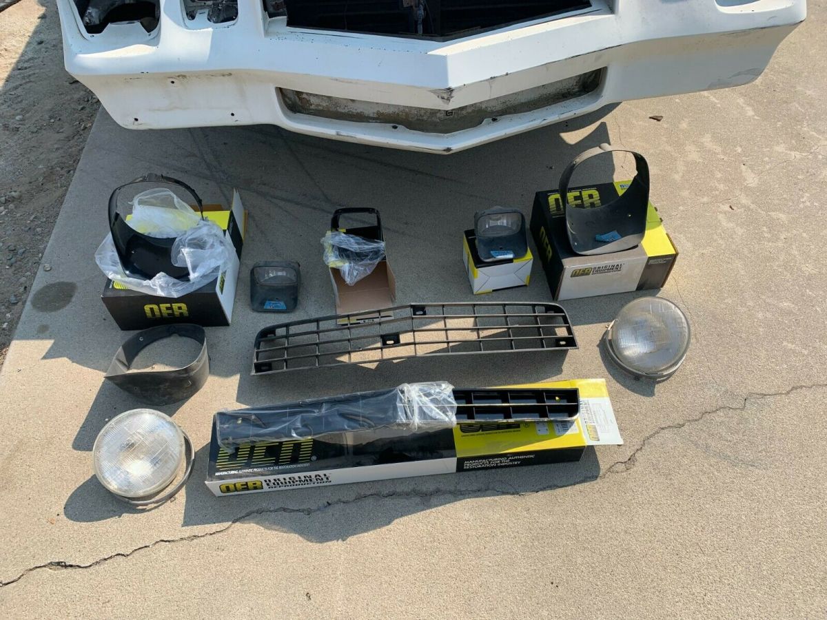 1978 White Chevrolet Camaro Coupe