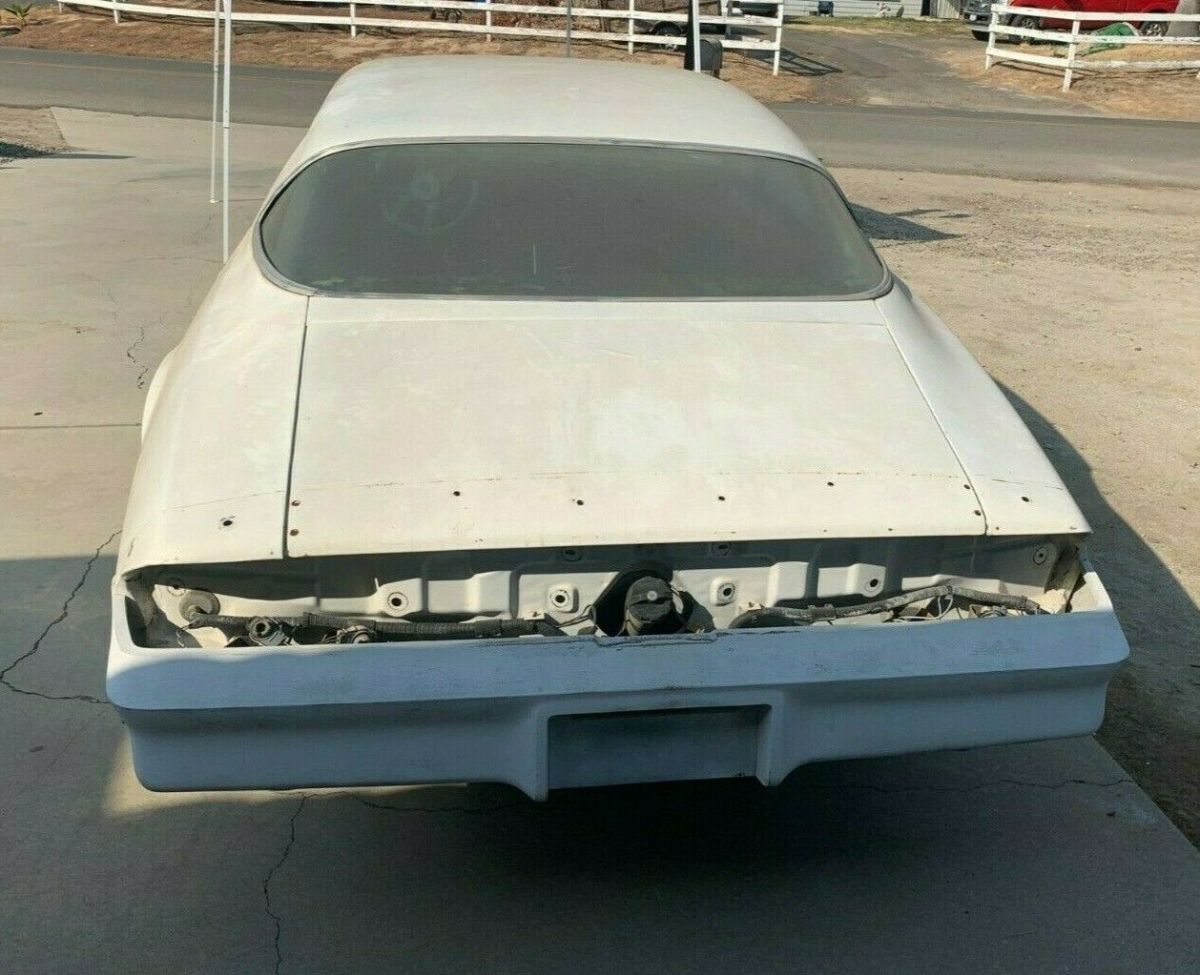1978 White Chevrolet Camaro Coupe