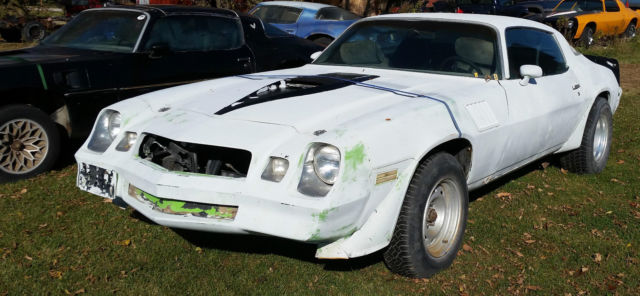 1978 White Chevrolet Camaro Coupe