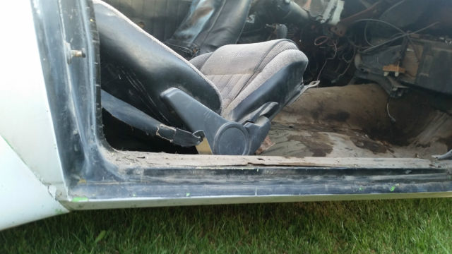 1978 White Chevrolet Camaro Coupe