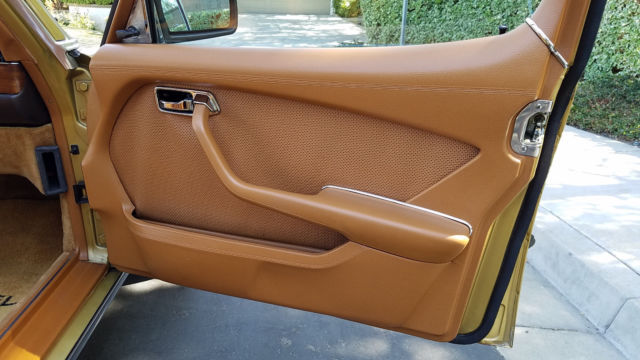 1979 Gold Mercedes-Benz 400-Series Sedan