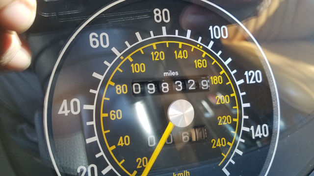 1979 Gold Mercedes-Benz 400-Series Sedan