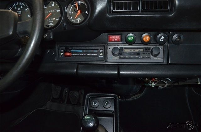 1979 Silver Porsche 911