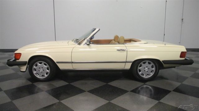 1979 Tan Mercedes-Benz 400-Series