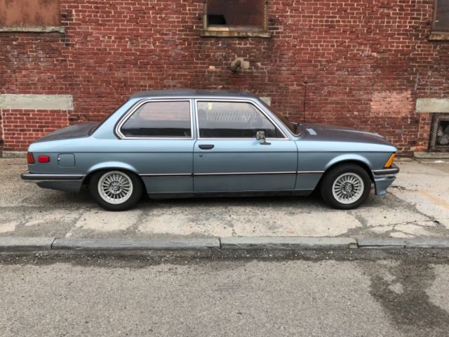 1979 Blue BMW 2002 Coupe