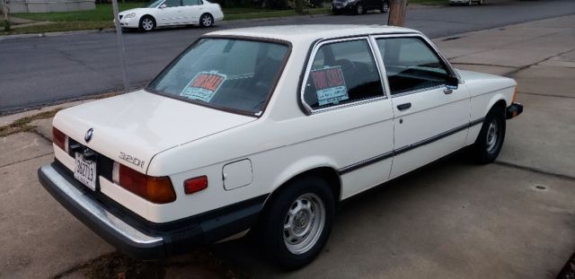 1979 White BMW 3-Series Coupe