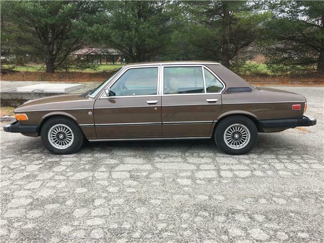 1979 Brown BMW 5-Series --