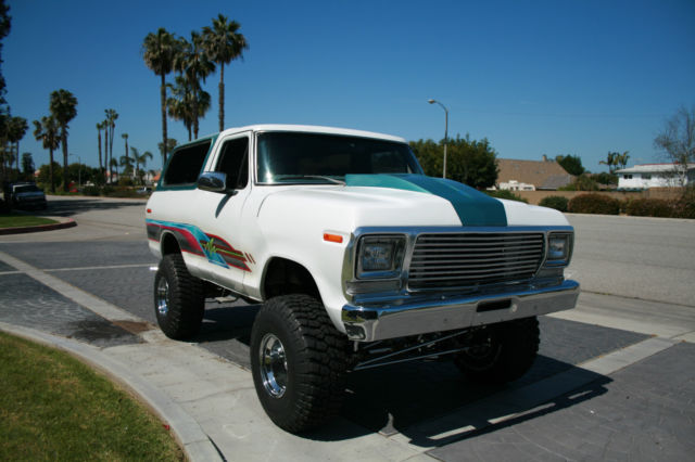 1979 White Ford Bronco Convertible