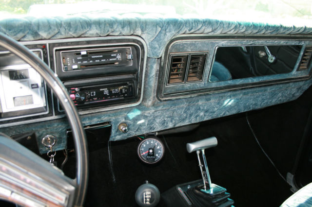 1979 White Ford Bronco Convertible