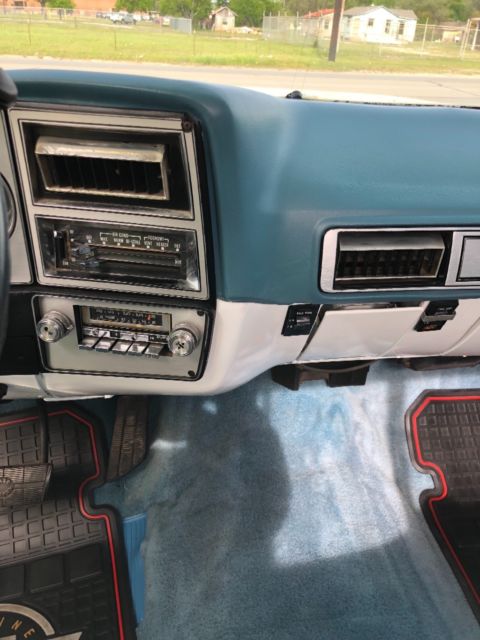 1979 White Chevrolet C-10 Standard Cab Pickup