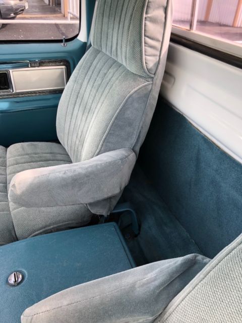 1979 White Chevrolet C-10 Standard Cab Pickup