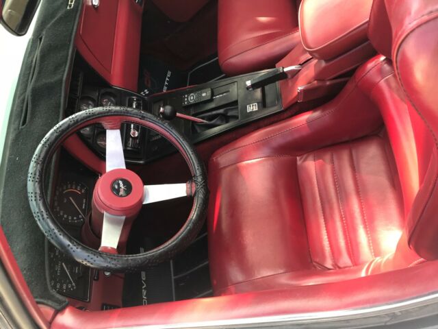 1979 White Chevrolet Corvette Fastback