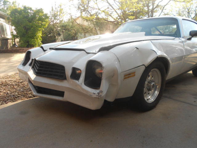 1978 White Chevrolet Camaro Coupe