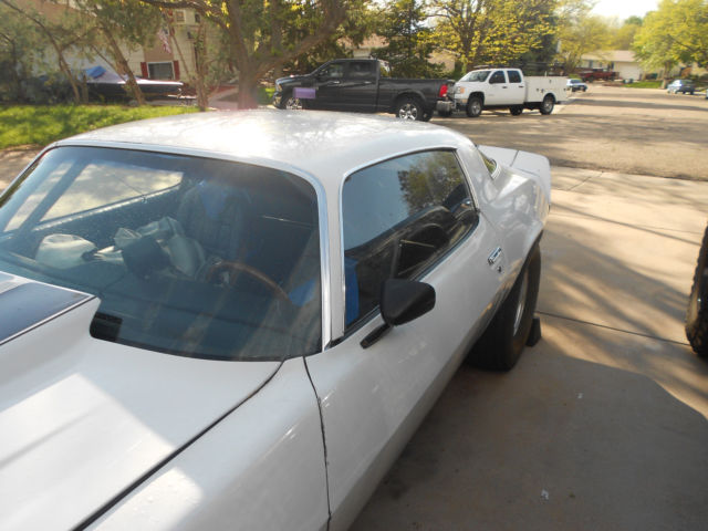 1978 White Chevrolet Camaro Coupe
