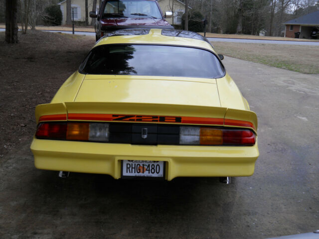 1979 Yellow Chevrolet Camaro Coupe