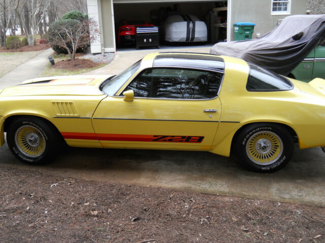 1979 Yellow Chevrolet Camaro Coupe