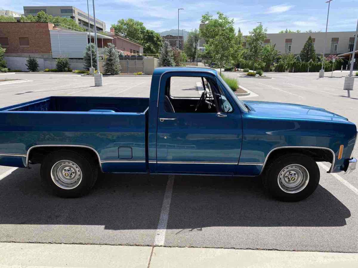 1979 Blue Chevrolet C10/K10 Pickup
