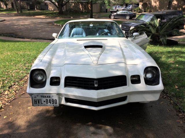 1979 White Chevrolet Camaro Coupe