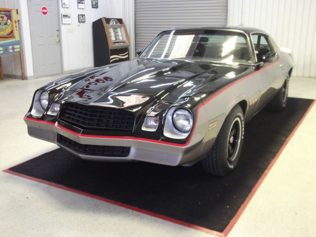 1979 Red Chevrolet Camaro Coupe