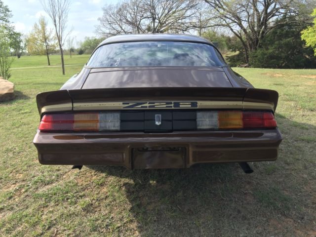 1979 Brown Chevrolet Camaro 2 DOOR