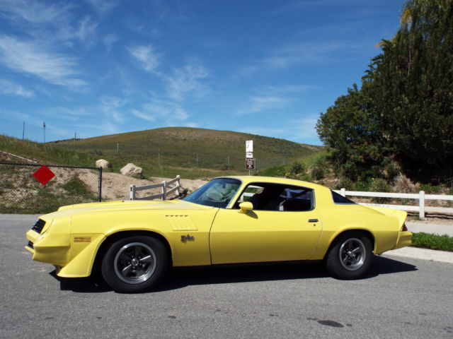 1979 Yellow Chevrolet Camaro Coupe