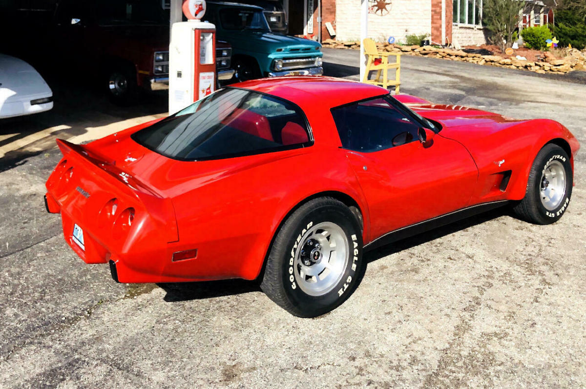1979 Red Chevrolet Corvette --
